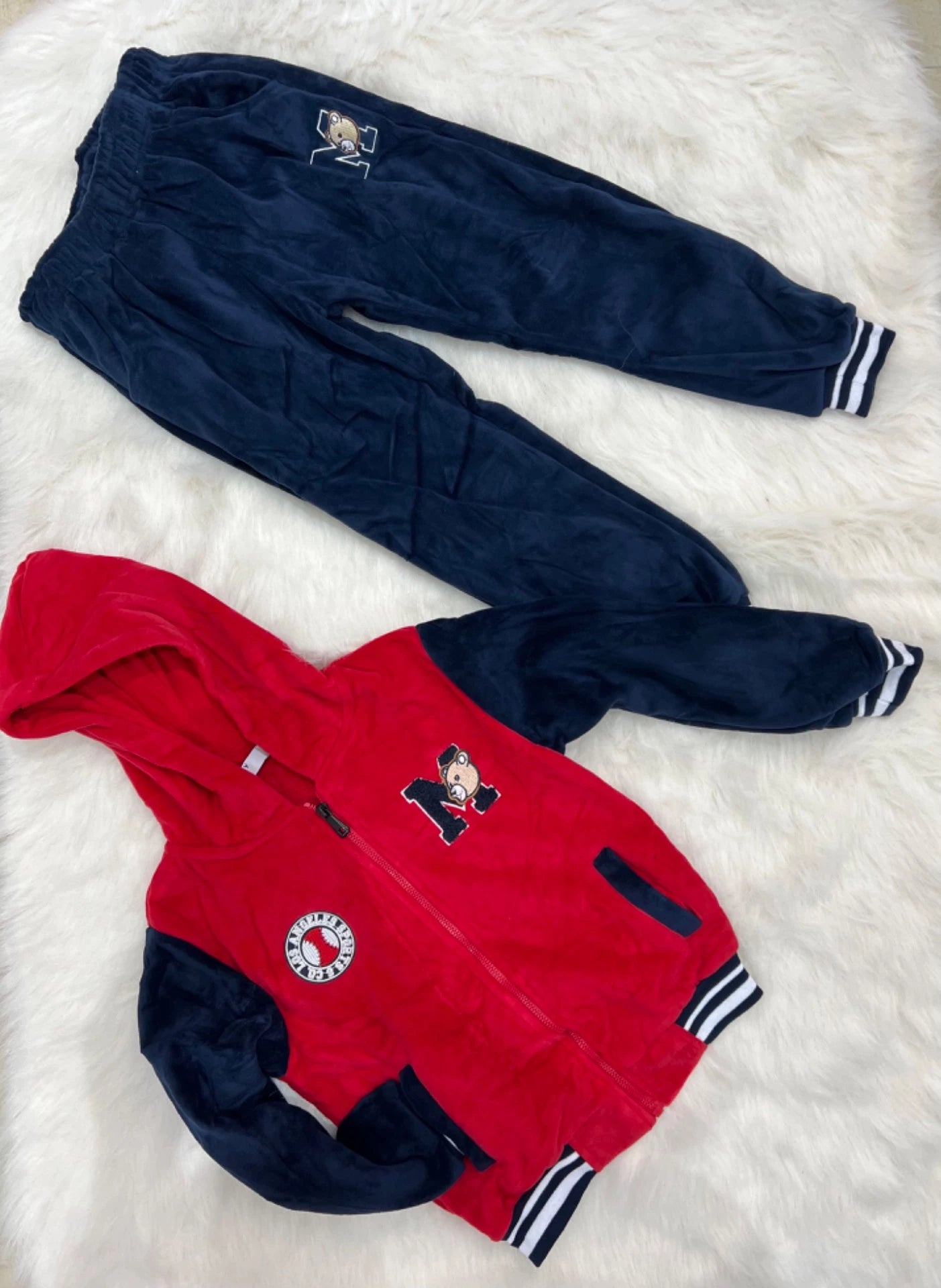 Velvet Set Los Angeles